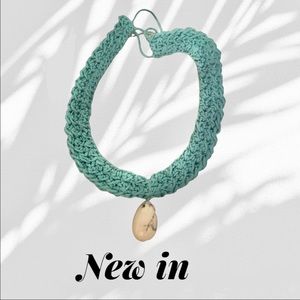 Howlite knit necklace
